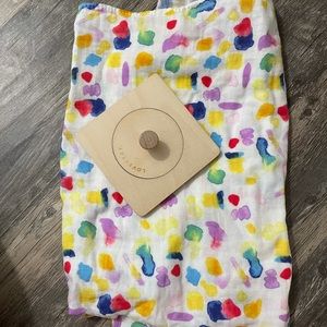 Lovevery Peek A Boo Blanket and Puzzle